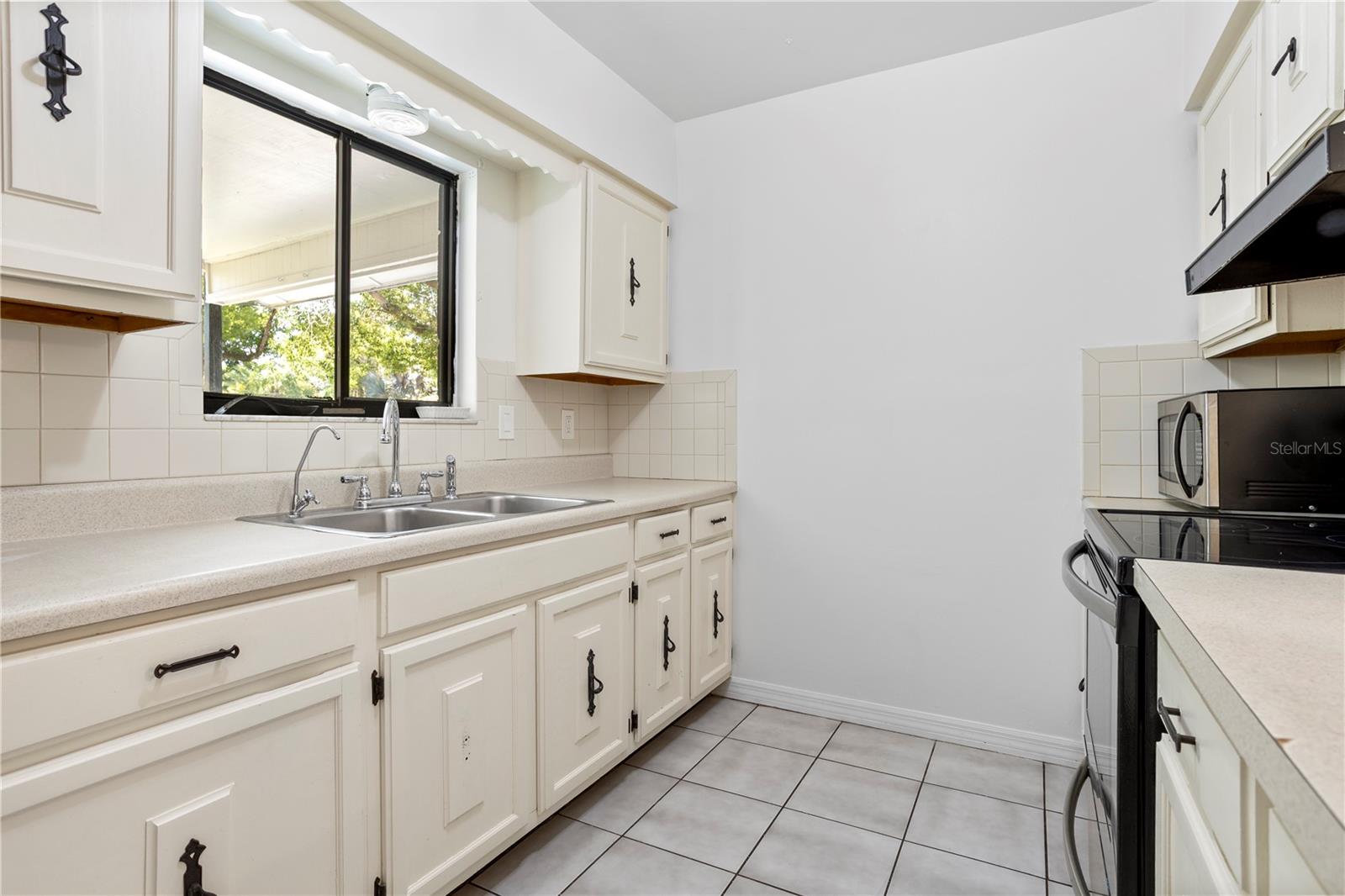 847 CARLSON DR, ORLANDO, FL, 32804