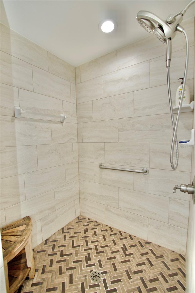 270 JACKSON AVE, BROOKSVILLE, FL, 34604