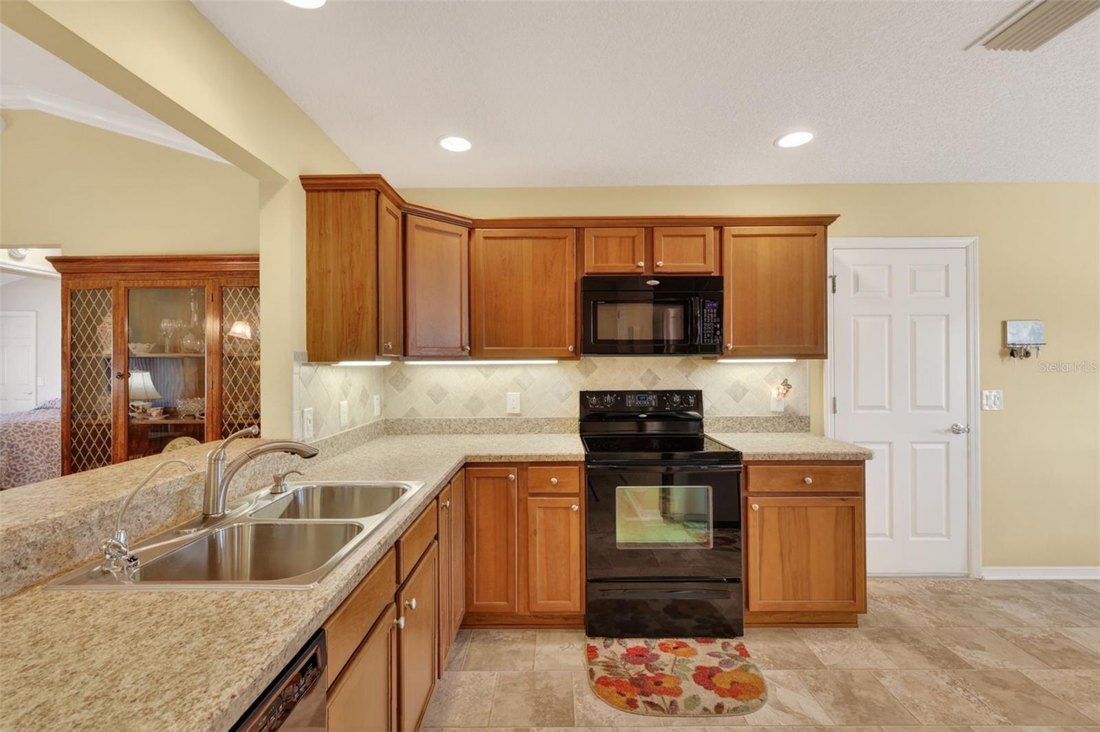 603 EVESBOROUGH PATH, THE VILLAGES, FL, 32163