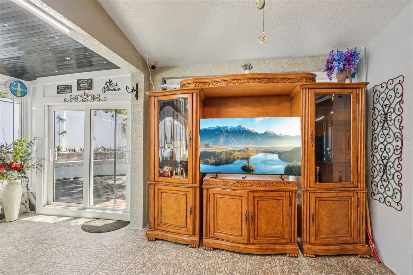 1901 HEARTLAND CIR, VALRICO, FL, 33594