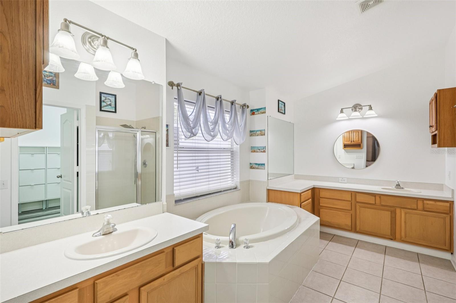 1901 HEARTLAND CIR, VALRICO, FL, 33594