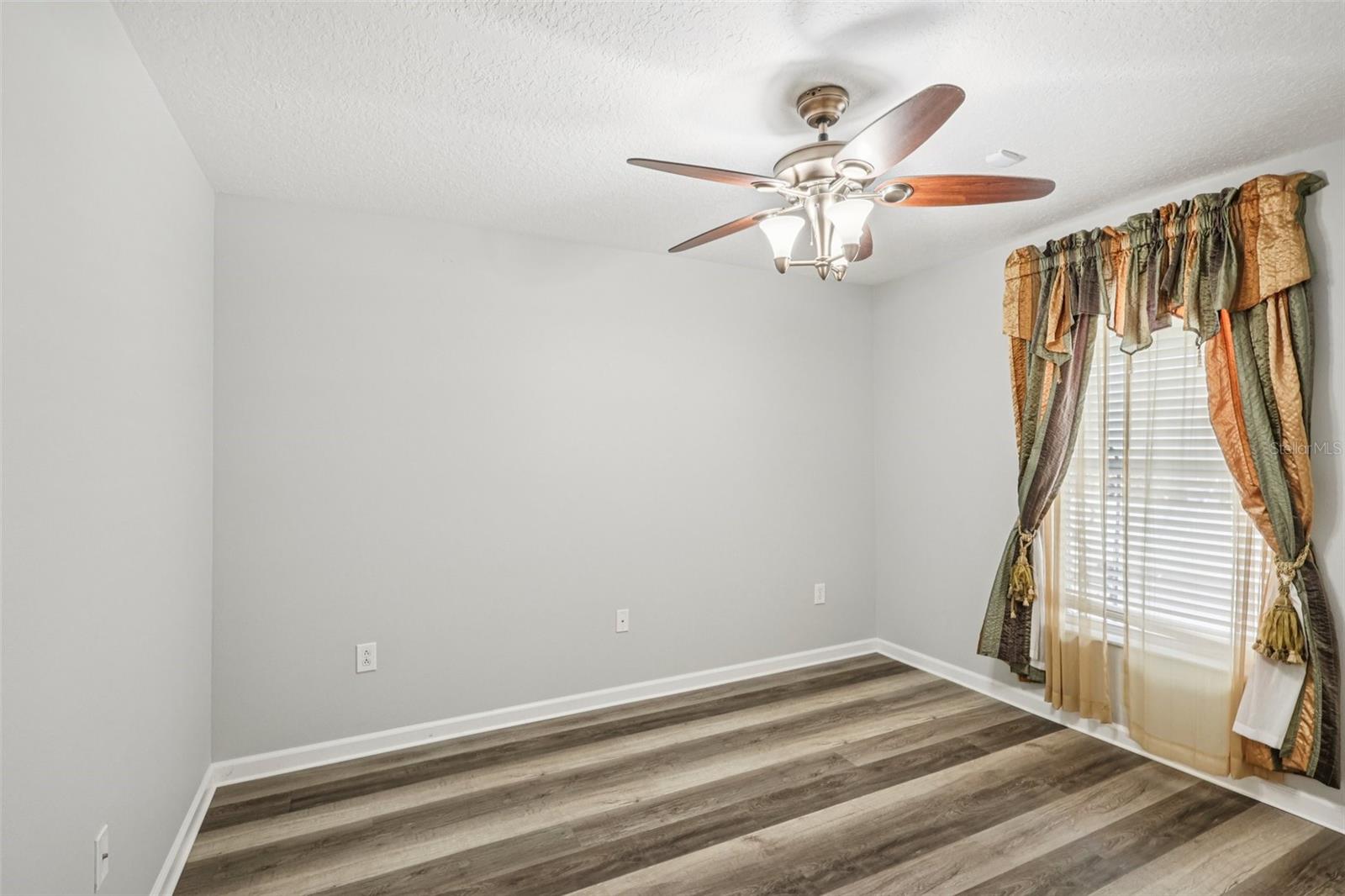 1901 HEARTLAND CIR, VALRICO, FL, 33594