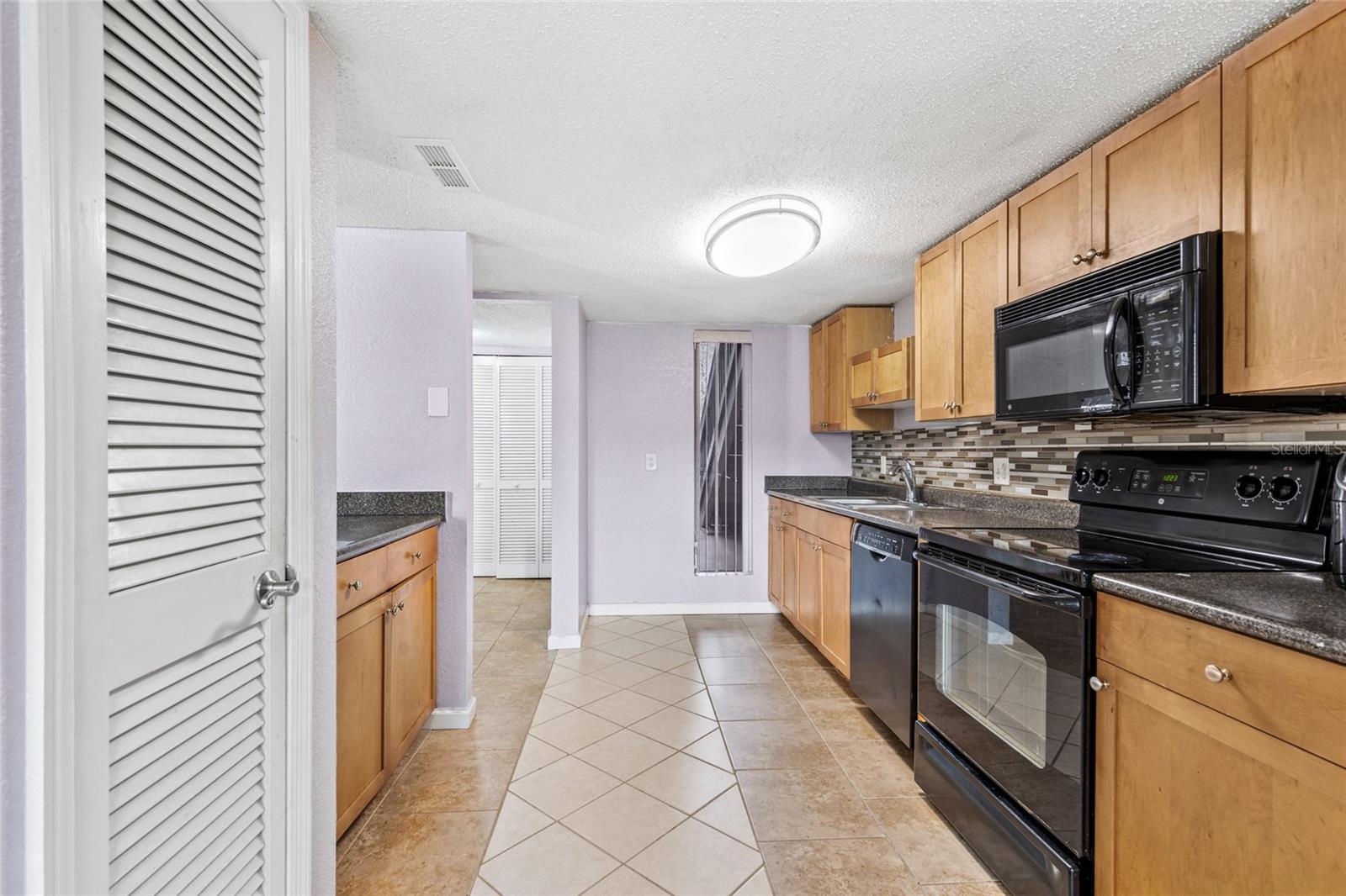 1810 NW 23RD BLVD #202, GAINESVILLE, FL, 32605