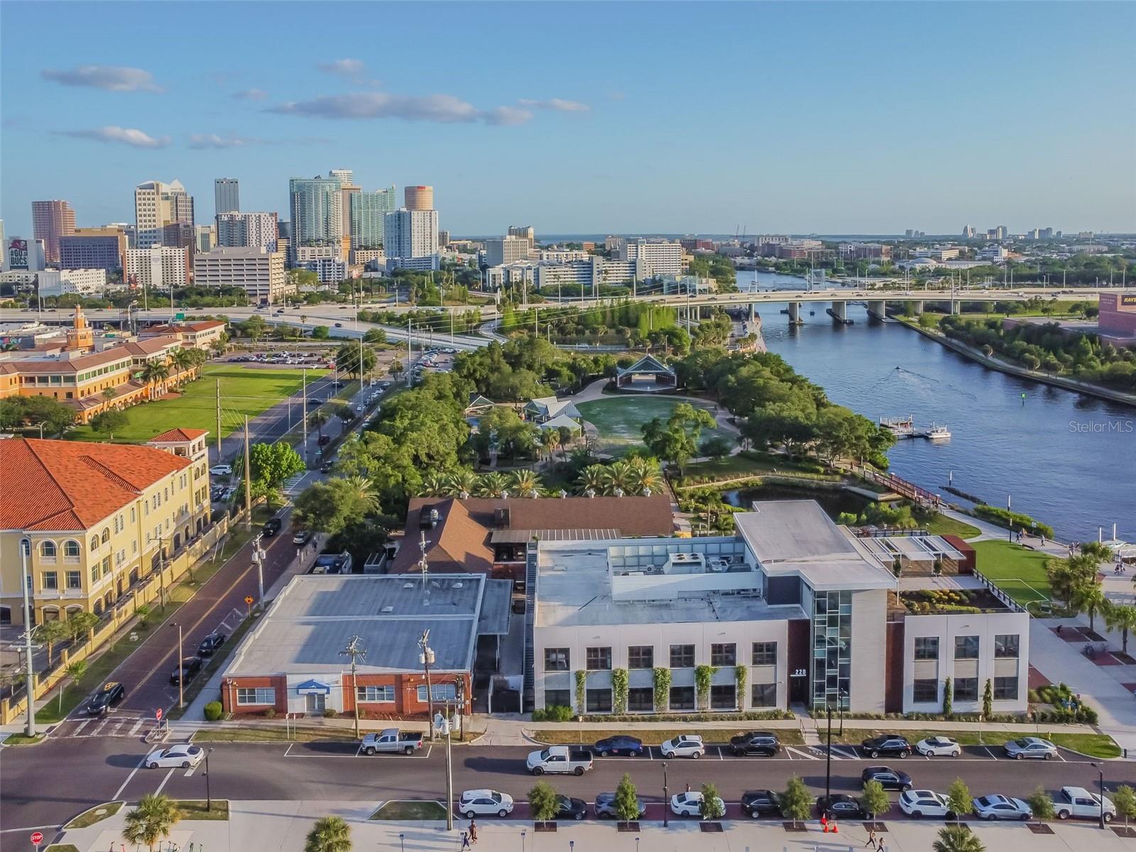 4814 N HIGHLAND AVE, TAMPA, FL, 33603