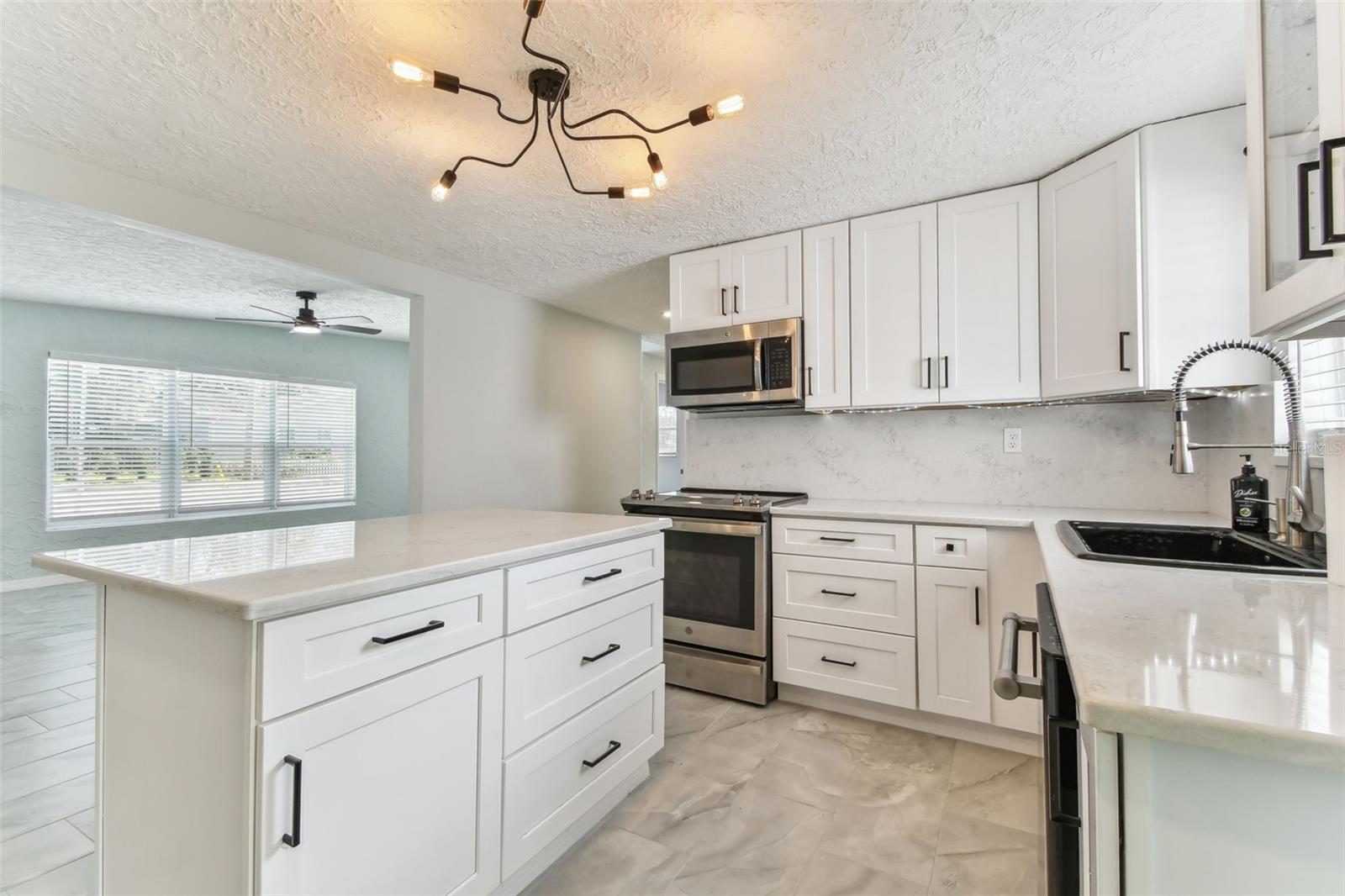 4814 N HIGHLAND AVE, TAMPA, FL, 33603