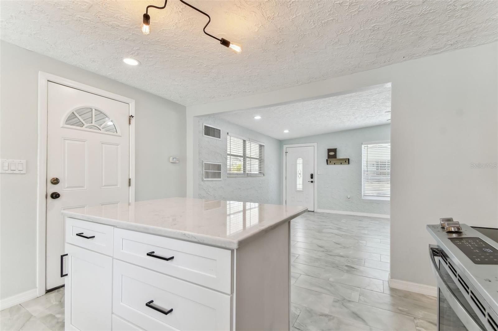 4814 N HIGHLAND AVE, TAMPA, FL, 33603