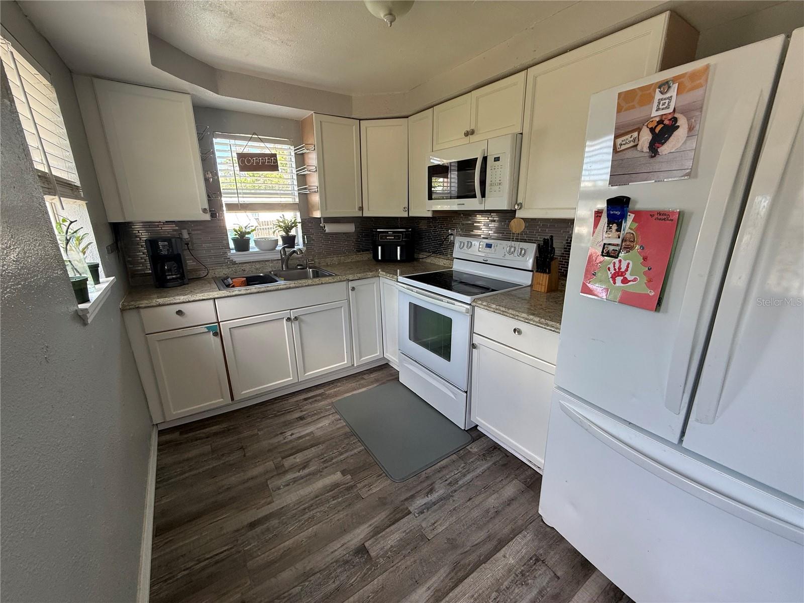 4233 OLD US HIGHWAY 41, RUSKIN, FL, 33570