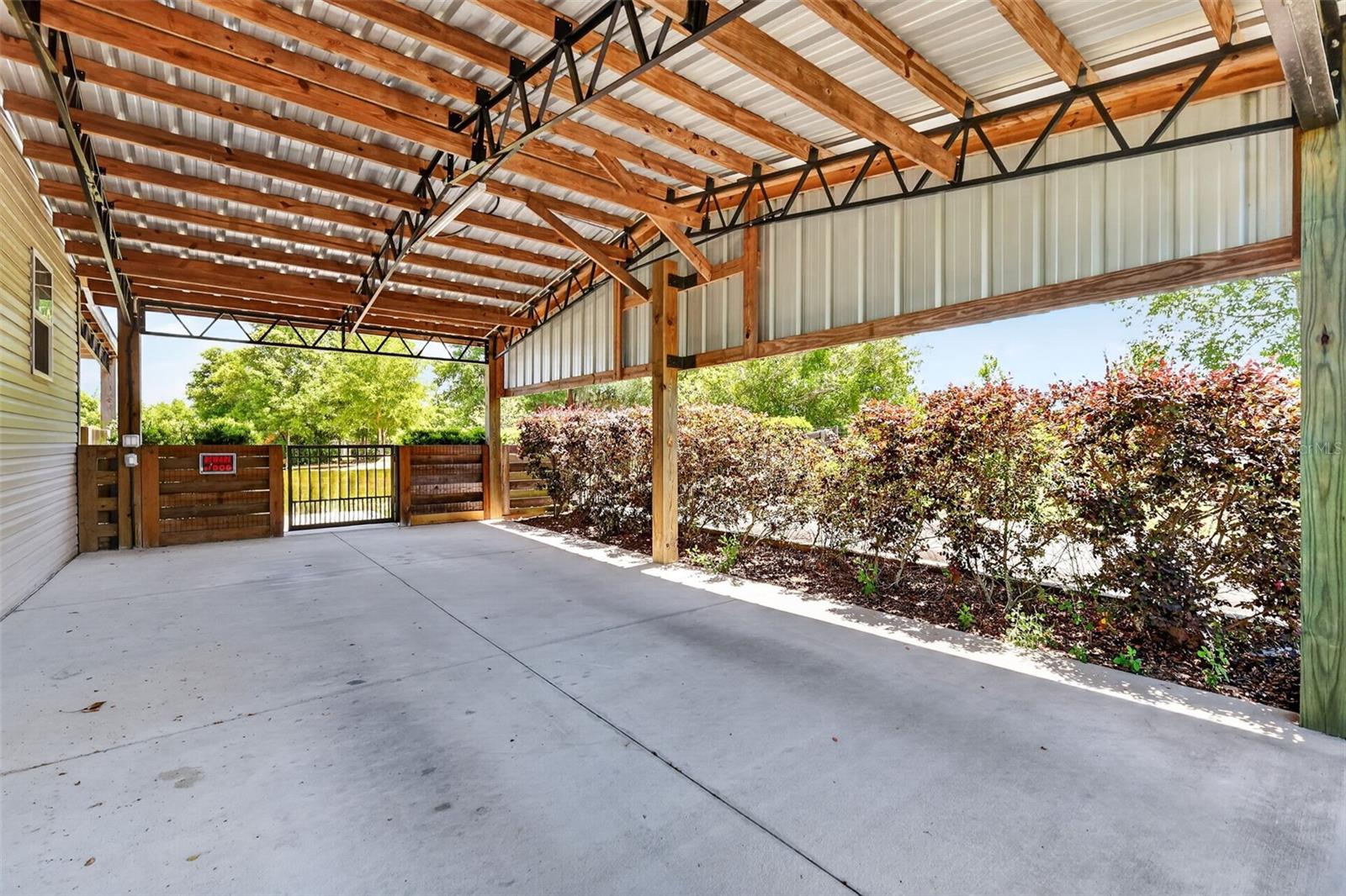 9879 S BUCKSKIN AVE, FLORAL CITY, FL, 34436