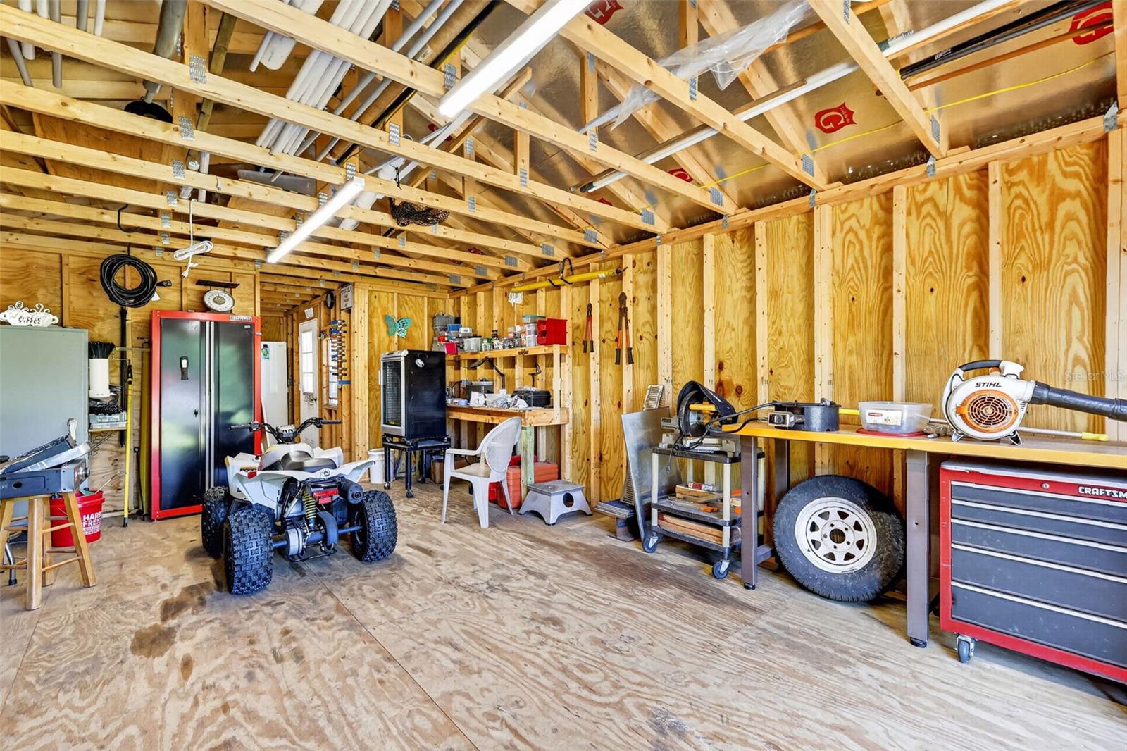 9879 S BUCKSKIN AVE, FLORAL CITY, FL, 34436