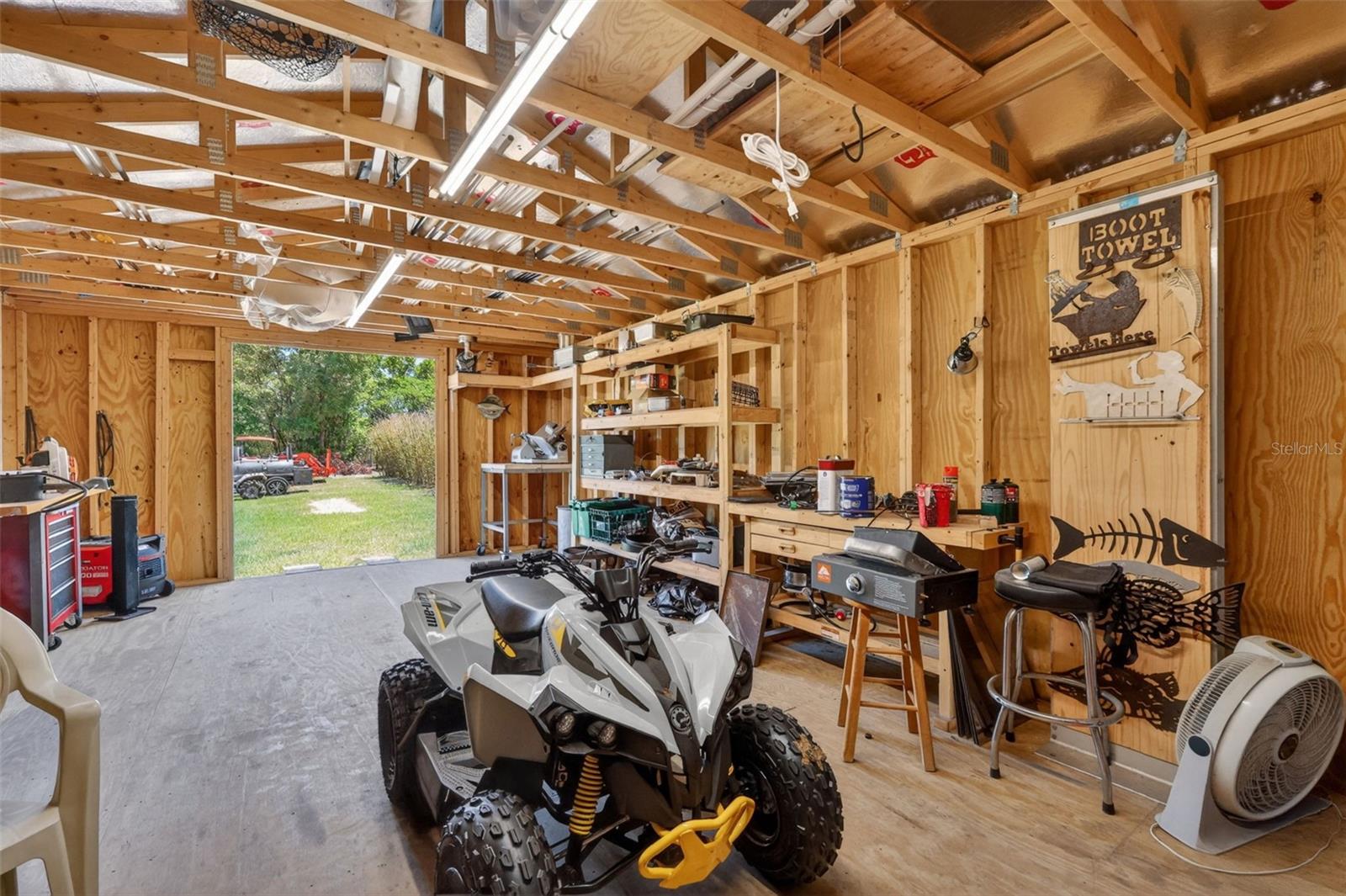 9879 S BUCKSKIN AVE, FLORAL CITY, FL, 34436