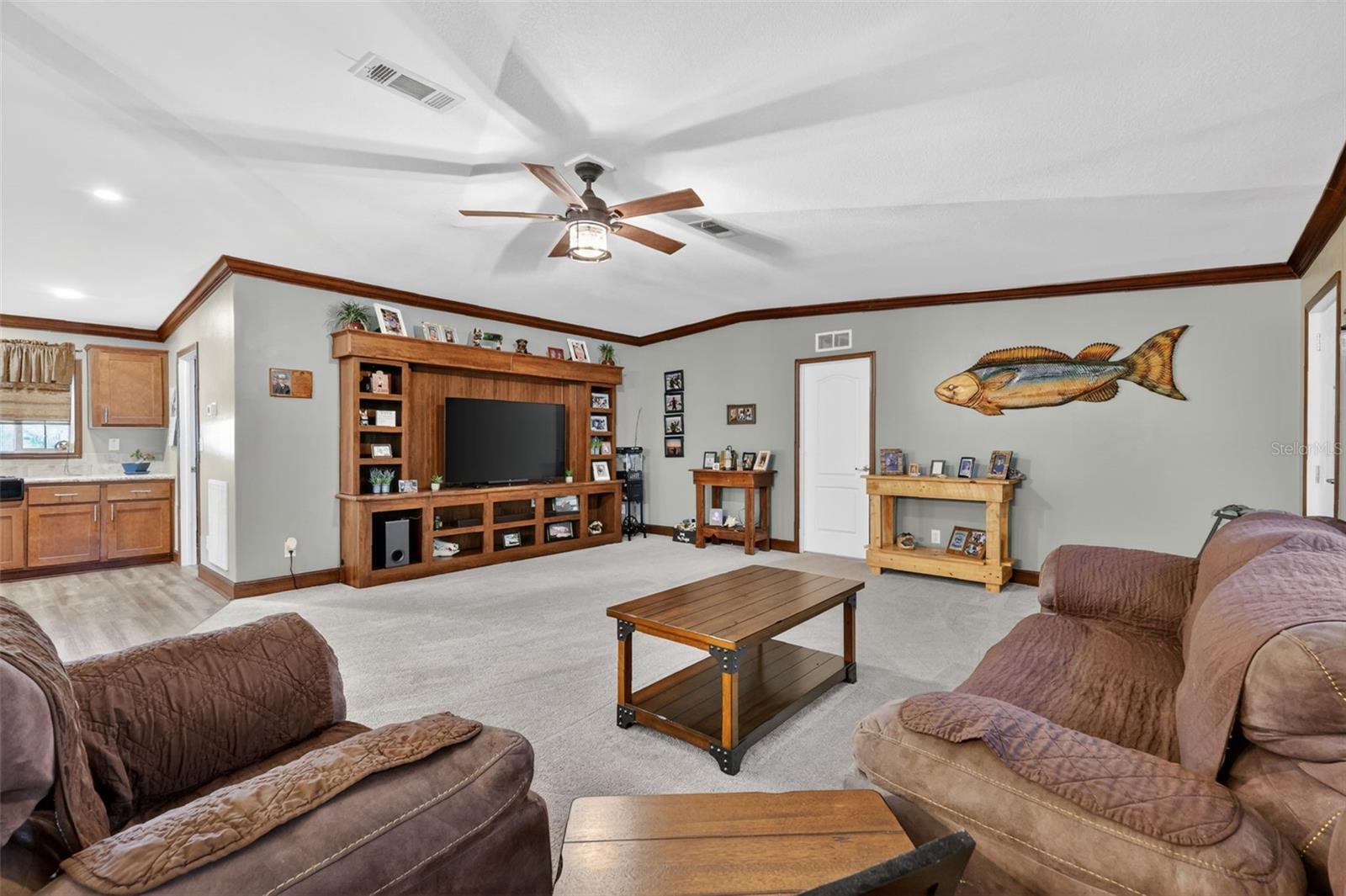 9879 S BUCKSKIN AVE, FLORAL CITY, FL, 34436