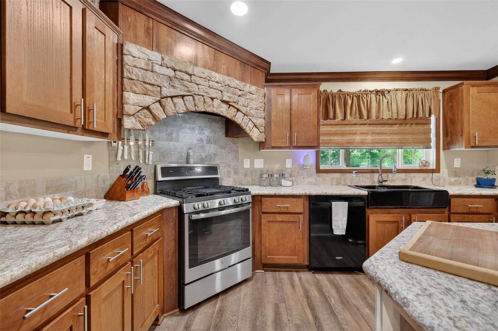 9879 S BUCKSKIN AVE, FLORAL CITY, FL, 34436