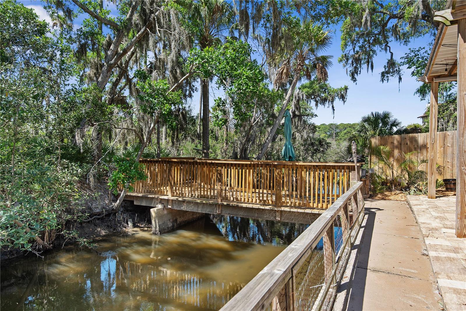 116 PINE TREE ST, FLAGLER BEACH, FL, 32136