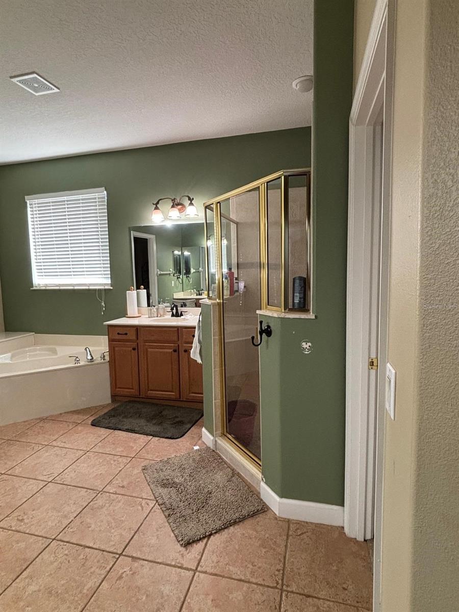 9968 CHARDONNAY DR, ORLANDO, FL, 32832