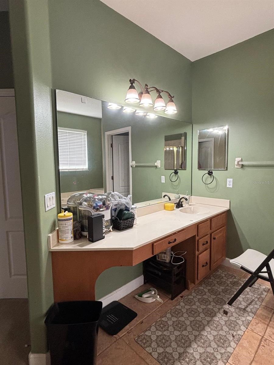 9968 CHARDONNAY DR, ORLANDO, FL, 32832