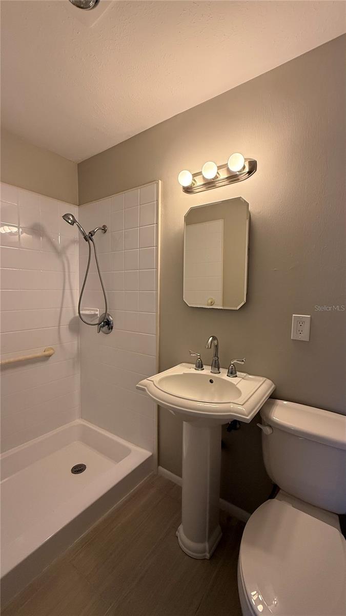 491 S VENICE BLVD, VENICE, FL, 34293