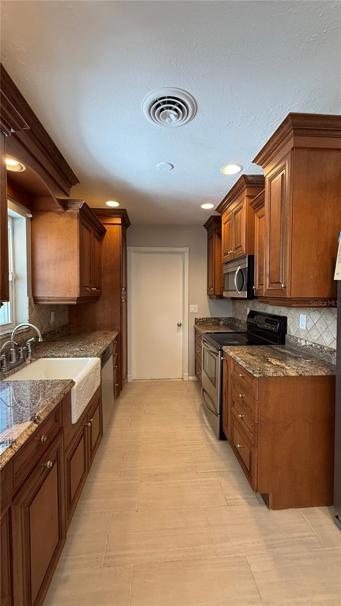 491 S VENICE BLVD, VENICE, FL, 34293