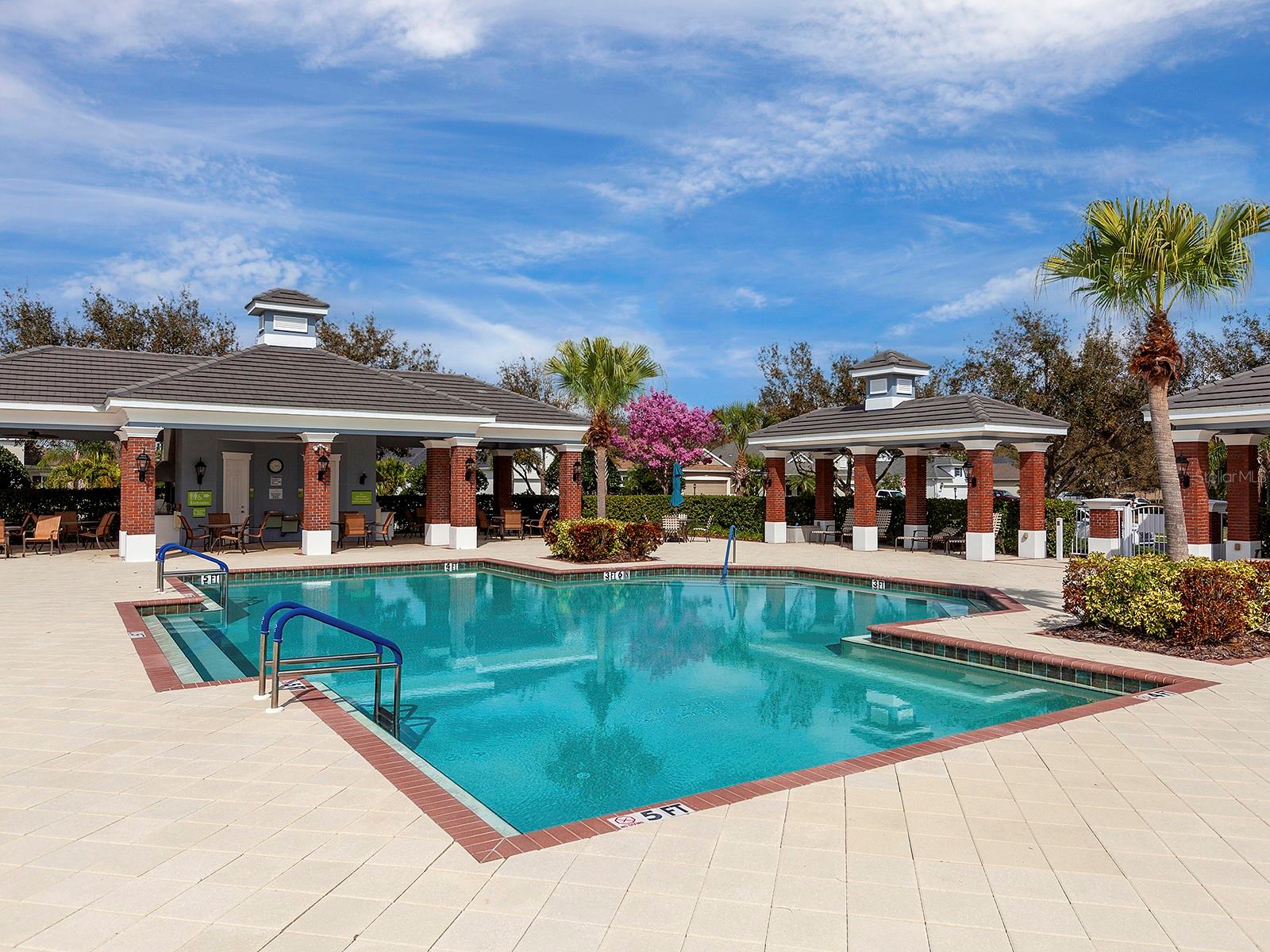 2060 CRYSTAL LAKE TRL, BRADENTON, FL, 34211