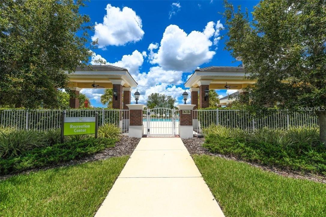 2060 CRYSTAL LAKE TRL, BRADENTON, FL, 34211