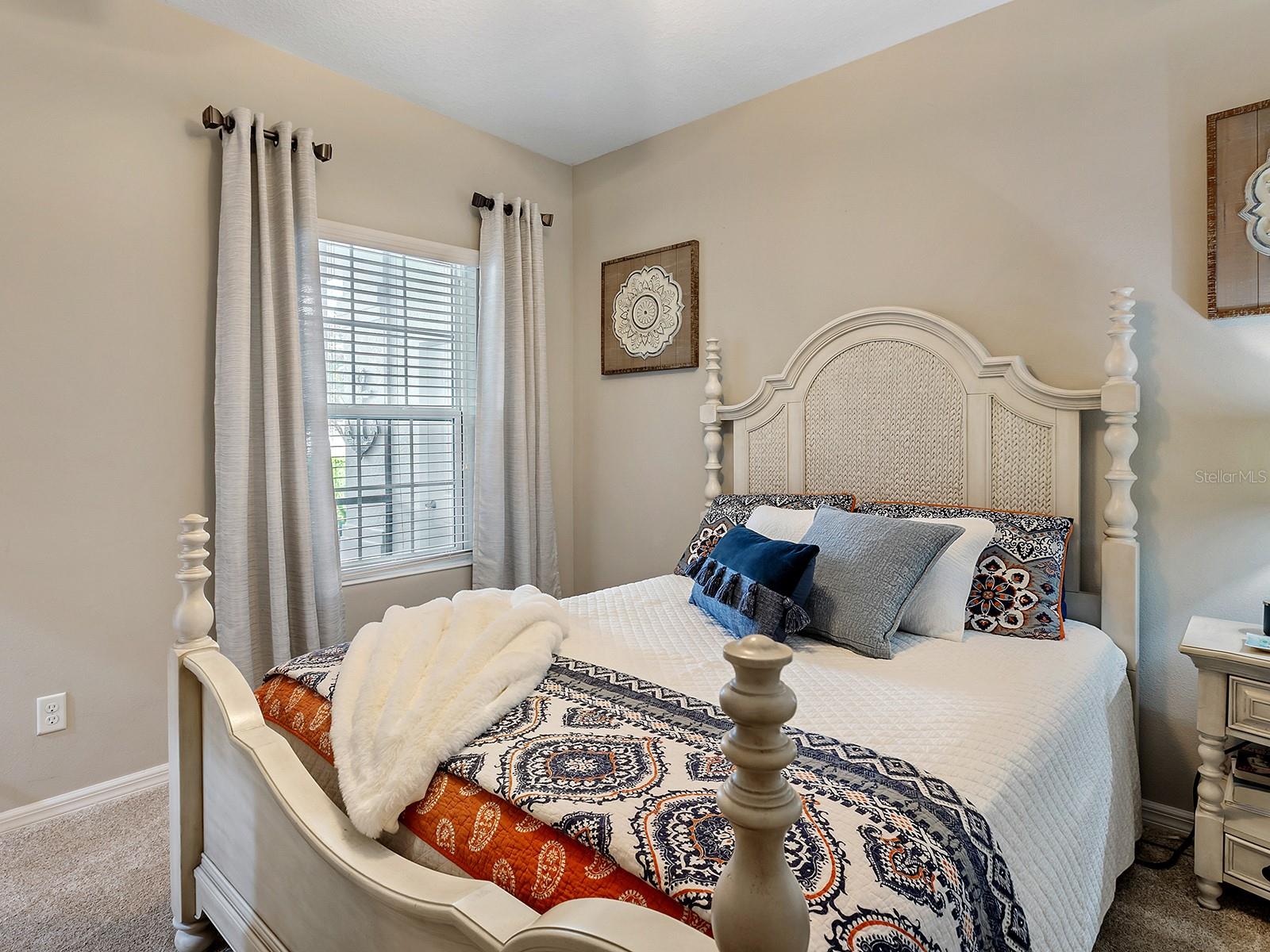 2060 CRYSTAL LAKE TRL, BRADENTON, FL, 34211