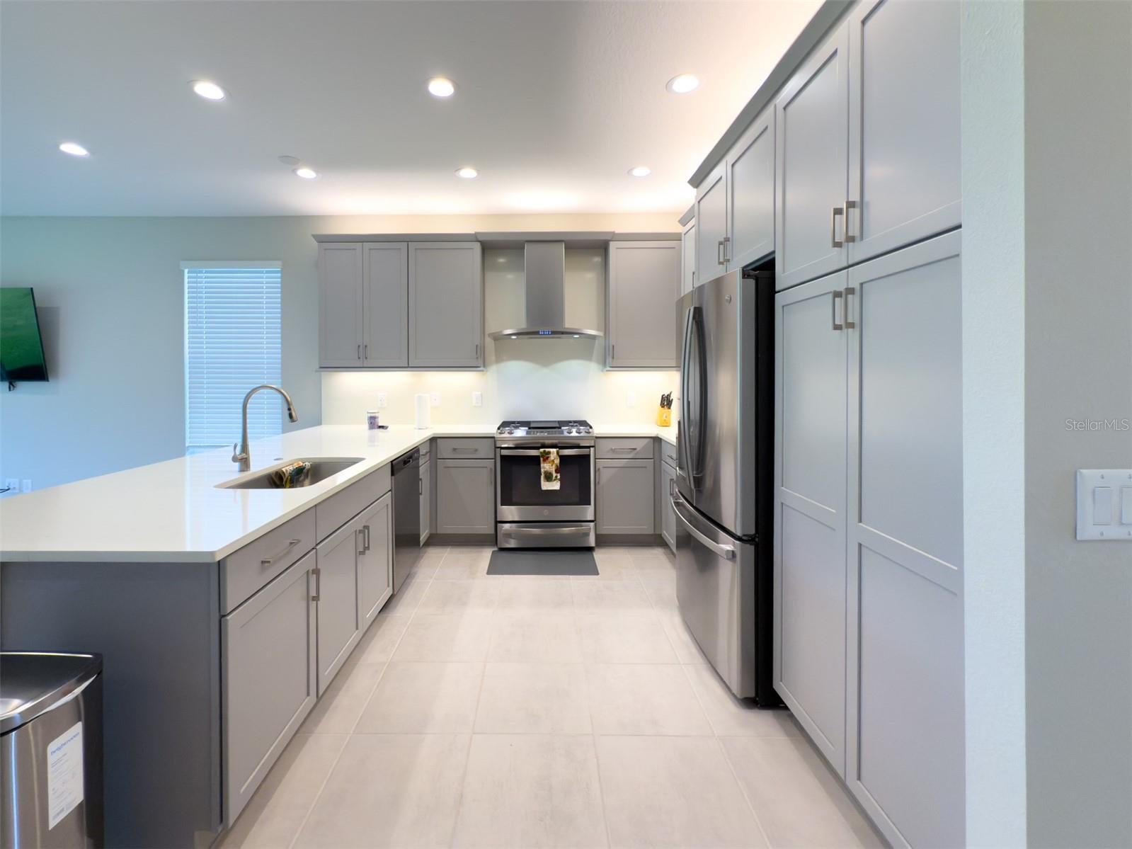 32277 MAHOGANY VALLEY DR, WESLEY CHAPEL, FL, 33543