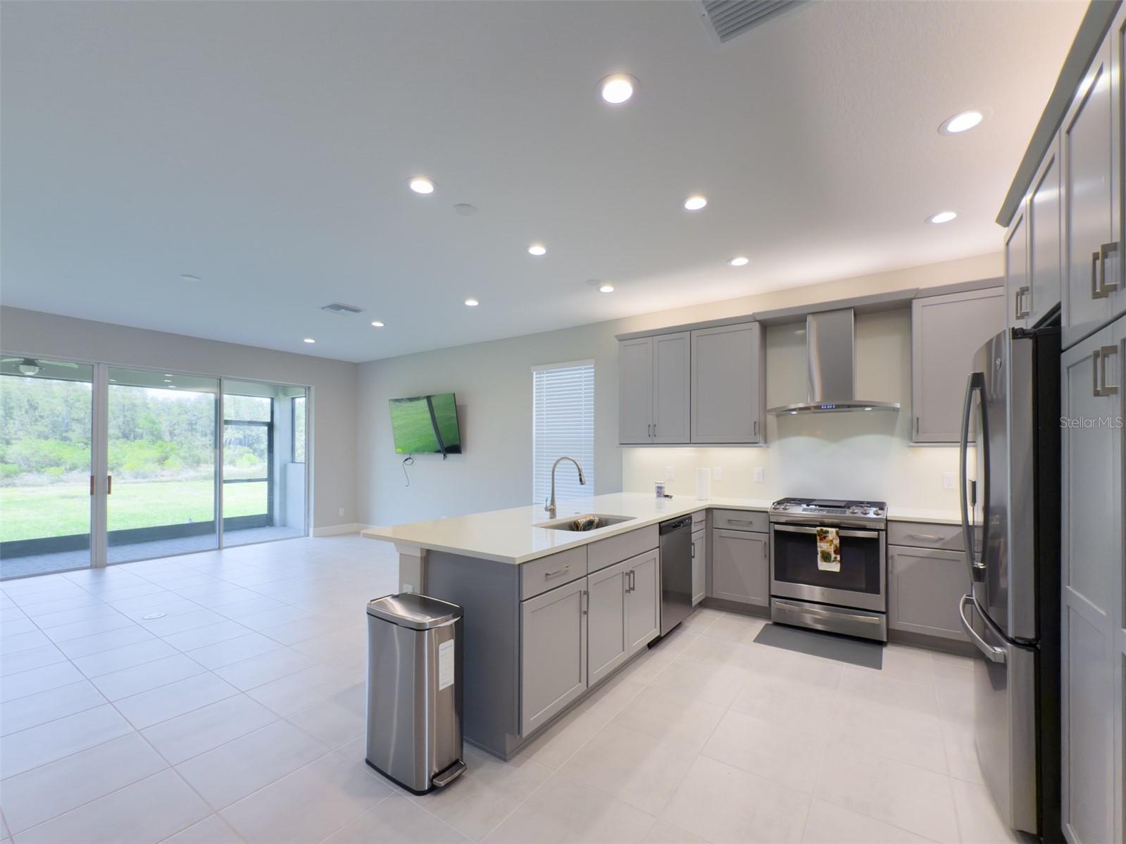 32277 MAHOGANY VALLEY DR, WESLEY CHAPEL, FL, 33543