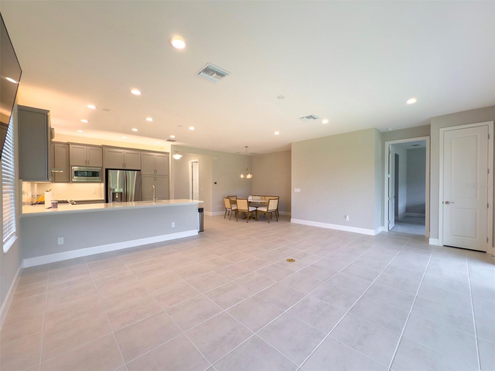 32277 MAHOGANY VALLEY DR, WESLEY CHAPEL, FL, 33543