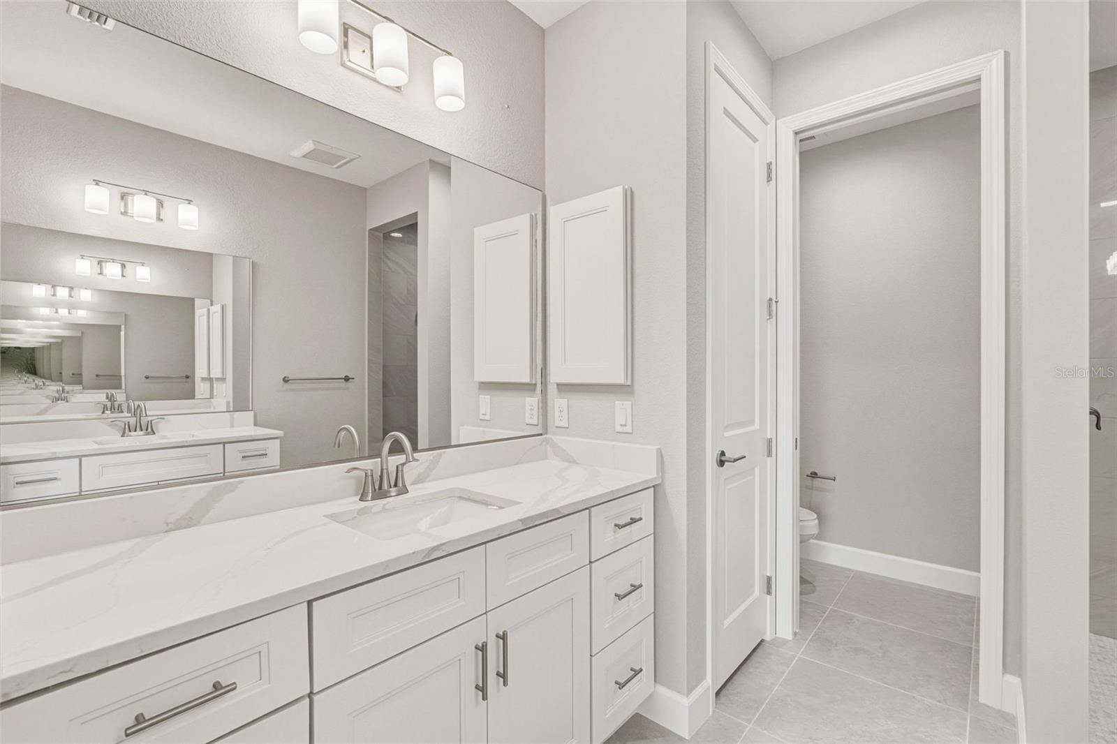 141 SWAN DR, ROTONDA WEST, FL, 33947