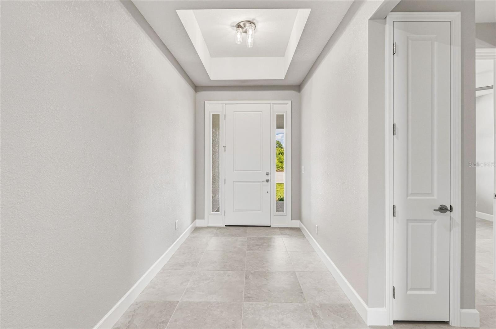 141 SWAN DR, ROTONDA WEST, FL, 33947