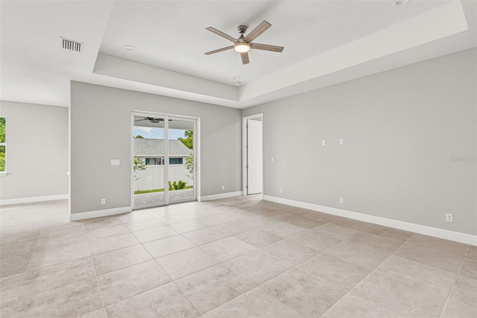 141 SWAN DR, ROTONDA WEST, FL, 33947