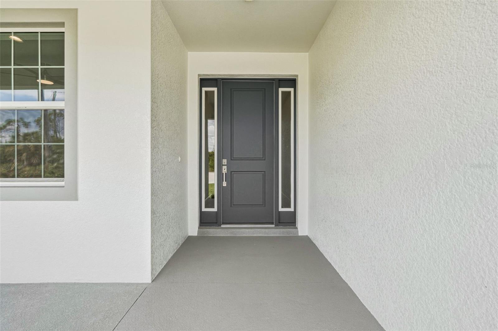 141 SWAN DR, ROTONDA WEST, FL, 33947