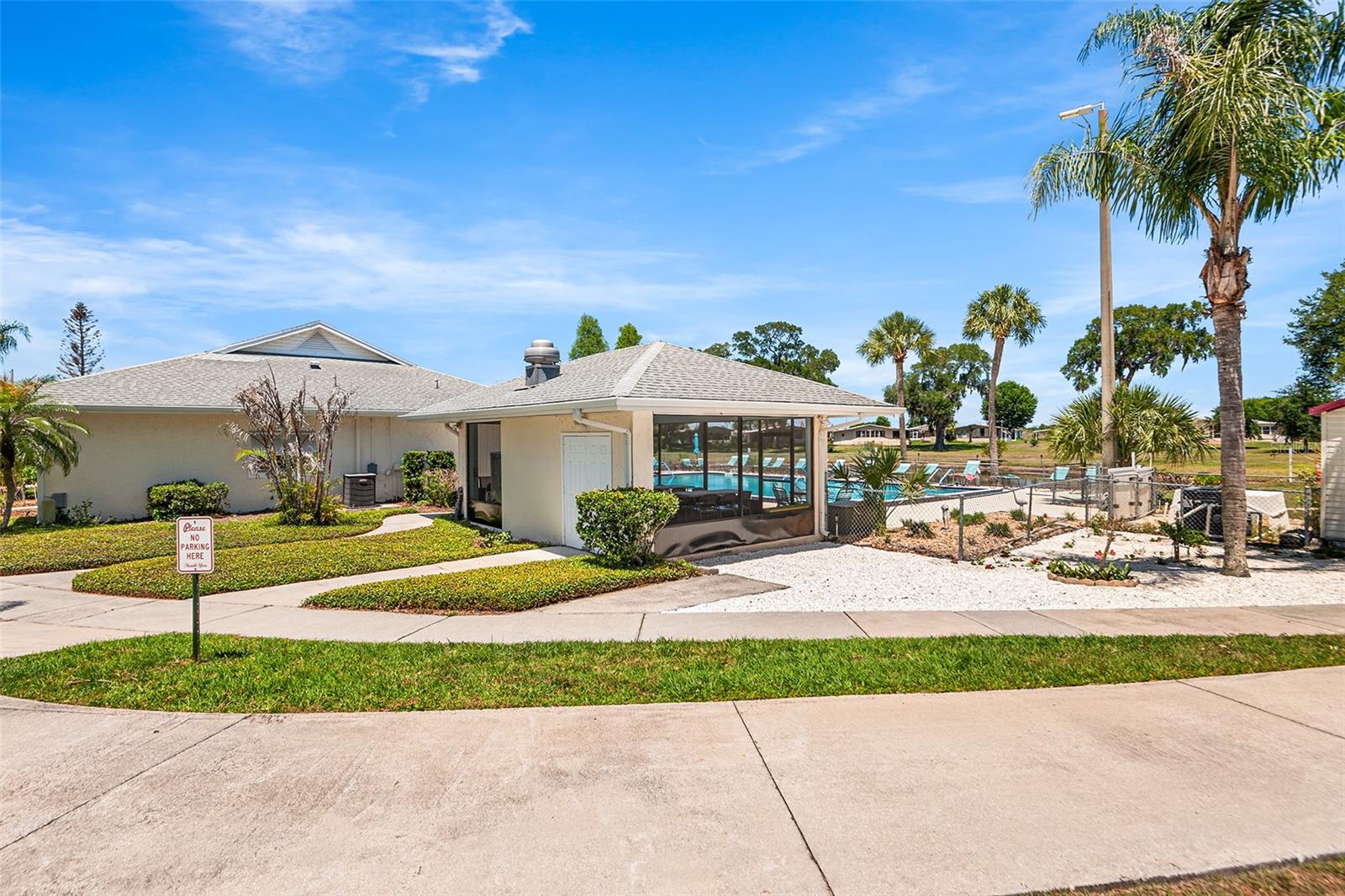 6002 GRAND OAKS DR SE, WINTER HAVEN, FL, 33884