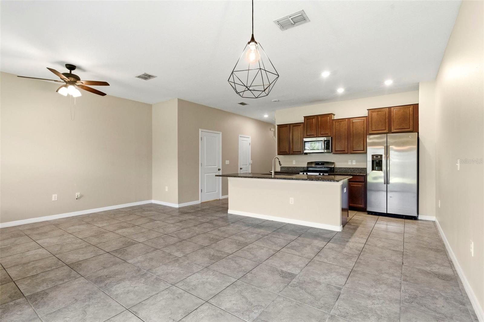 16948 STORYLINE DR, LAND O LAKES, FL, 34638