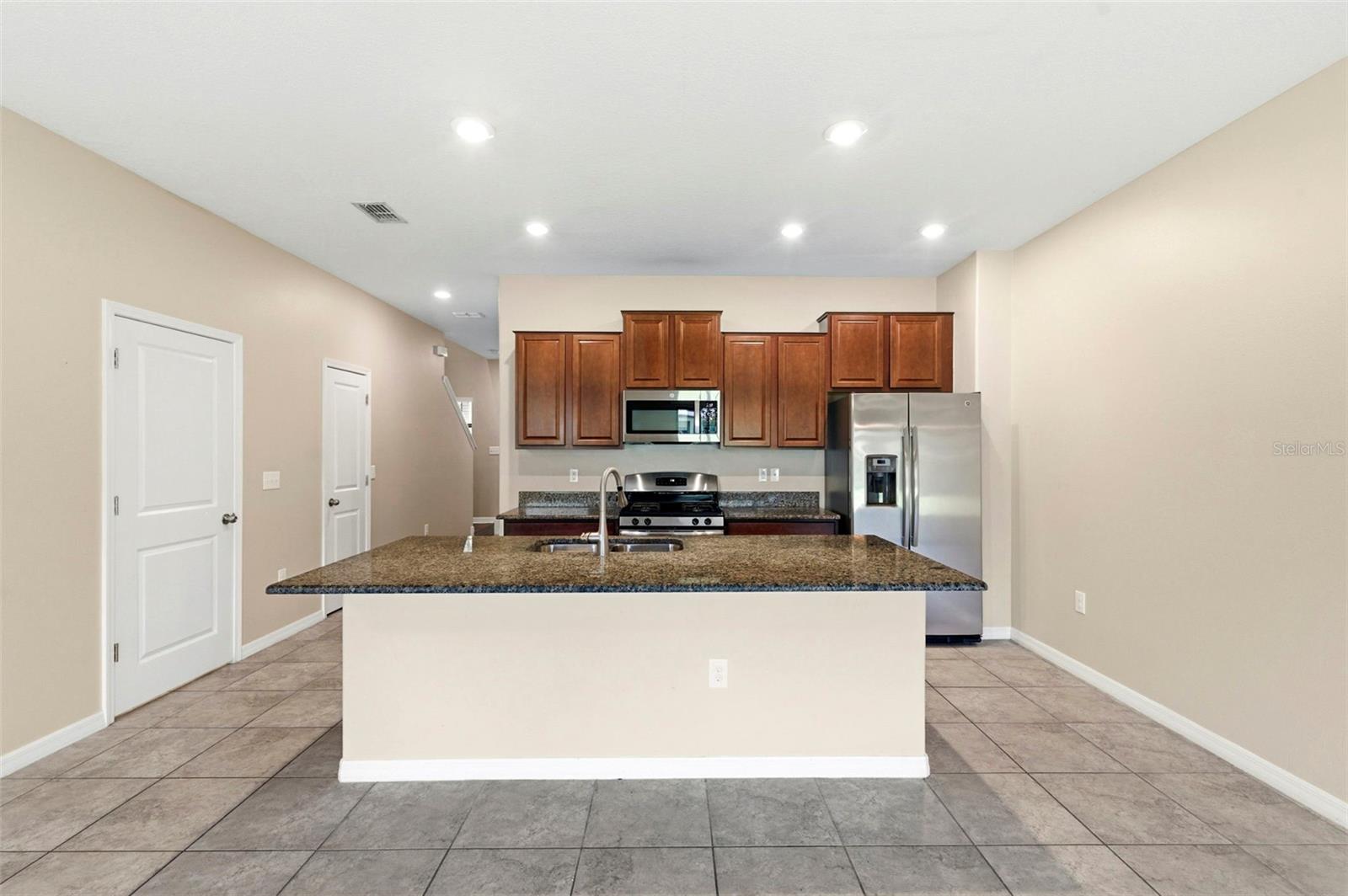 16948 STORYLINE DR, LAND O LAKES, FL, 34638