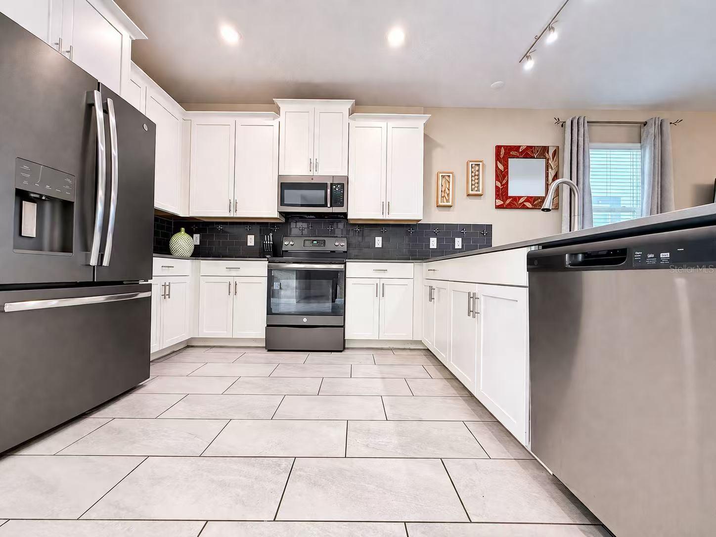 691 STICKS ST, DAVENPORT, FL, 33896