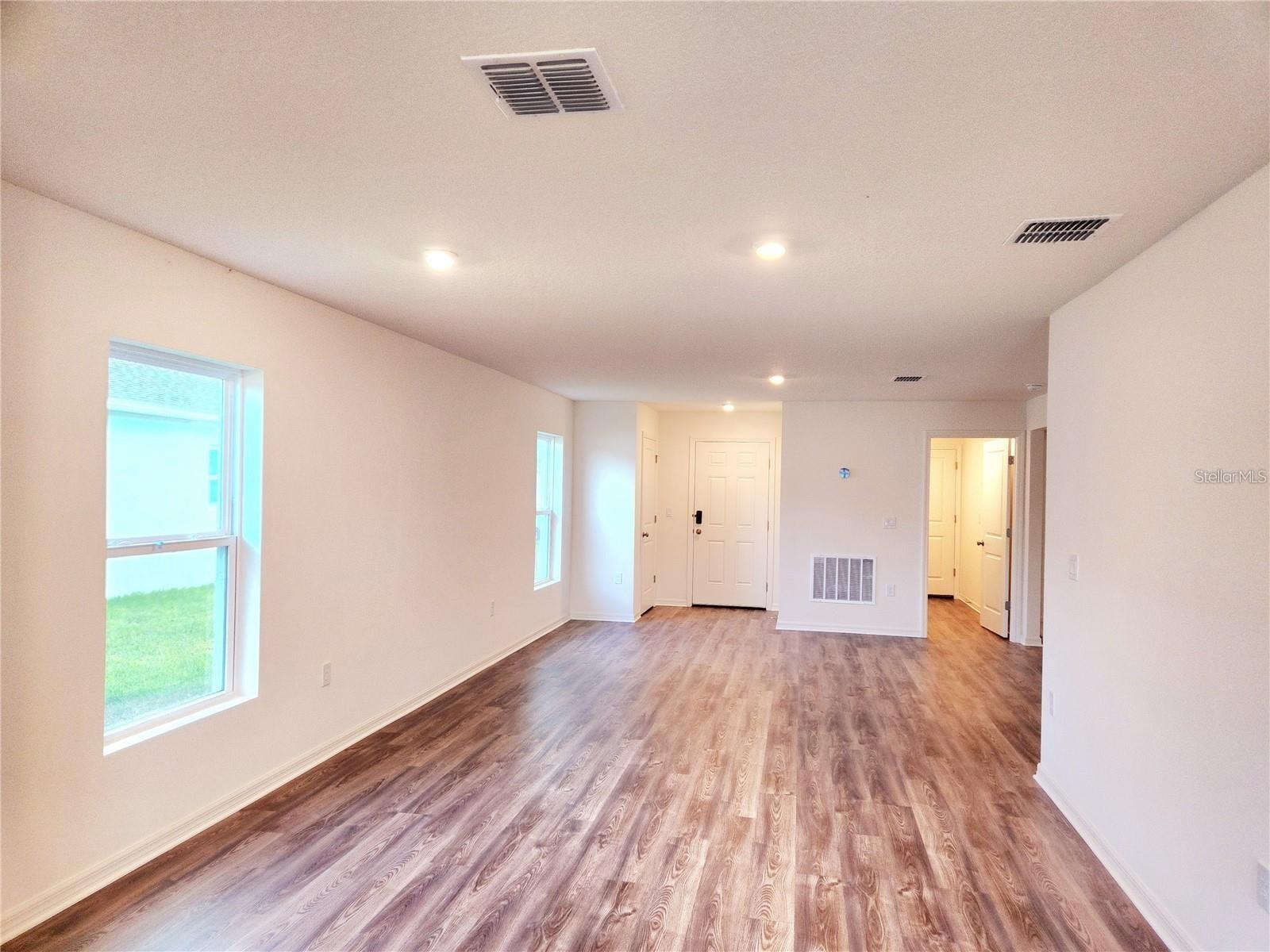 1931 GOLDEN BEAK DR, EAGLE LAKE, FL, 33839