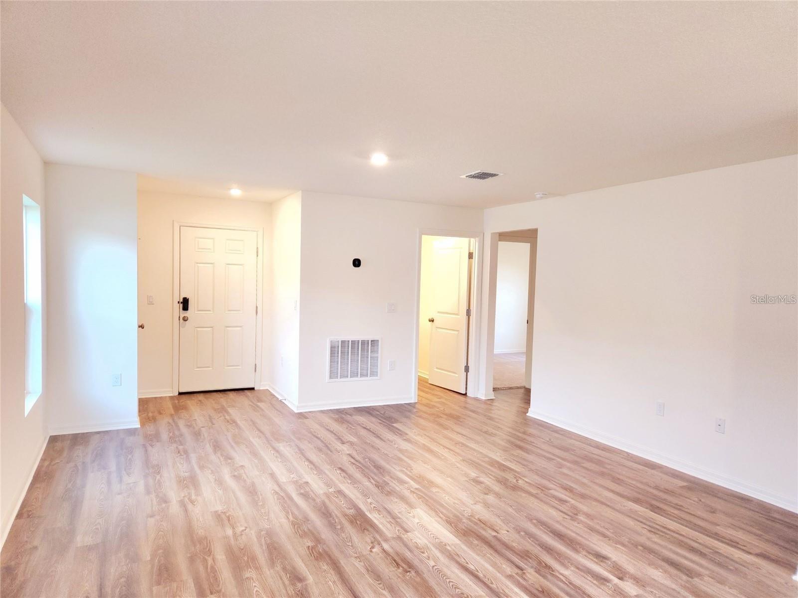 1931 GOLDEN BEAK DR, EAGLE LAKE, FL, 33839