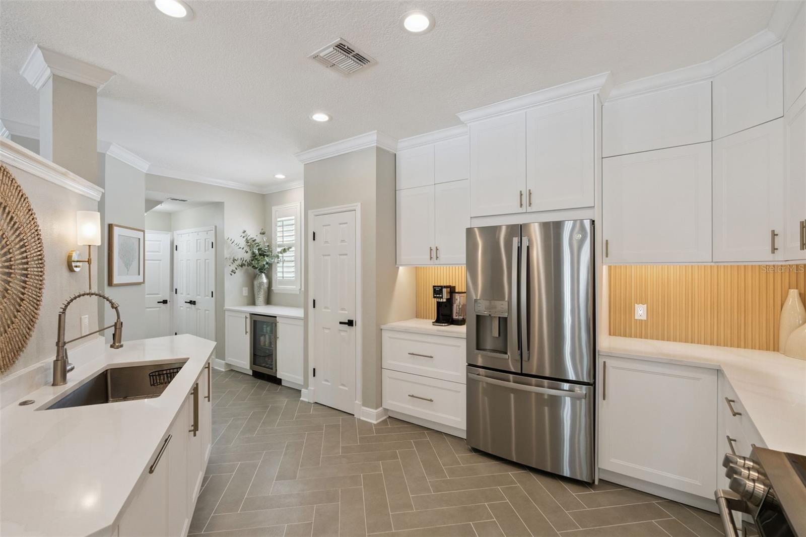 841 LAKE EVALYN DR, KISSIMMEE, FL, 34747