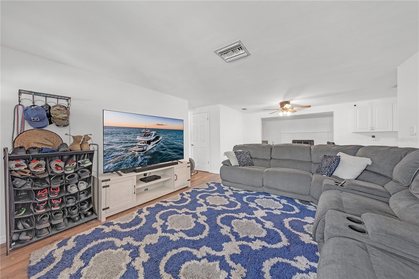 1414 WHITEHALL LN, HOLIDAY, FL, 34691