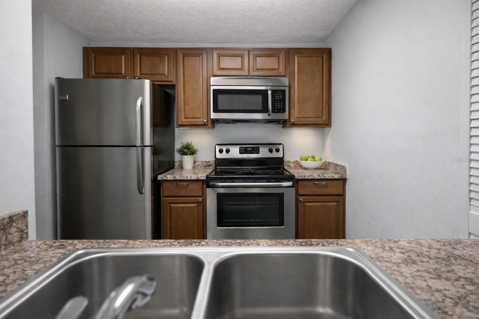 141 FERNERY RD #E6, LAKELAND, FL, 33809