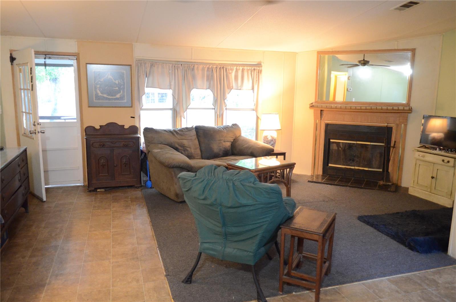 591 SE FISHER RD, OCKLAWAHA, FL, 32179