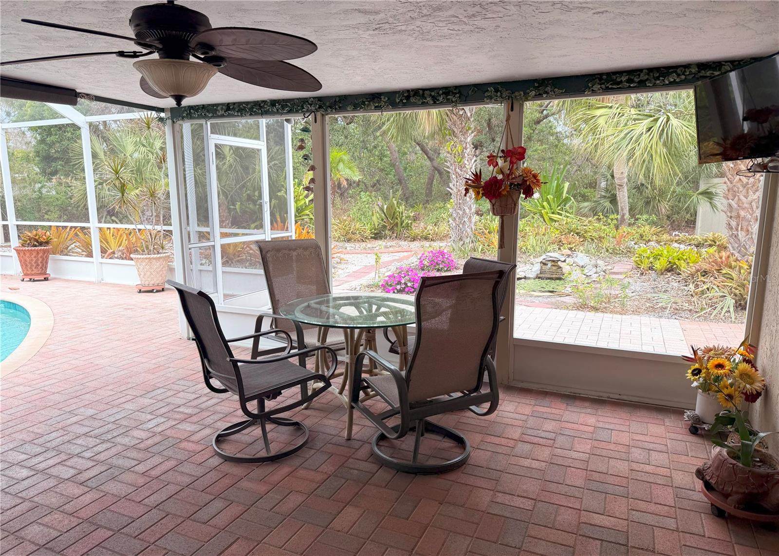 5353 SHADOW LAWN DR, SARASOTA, FL, 34242