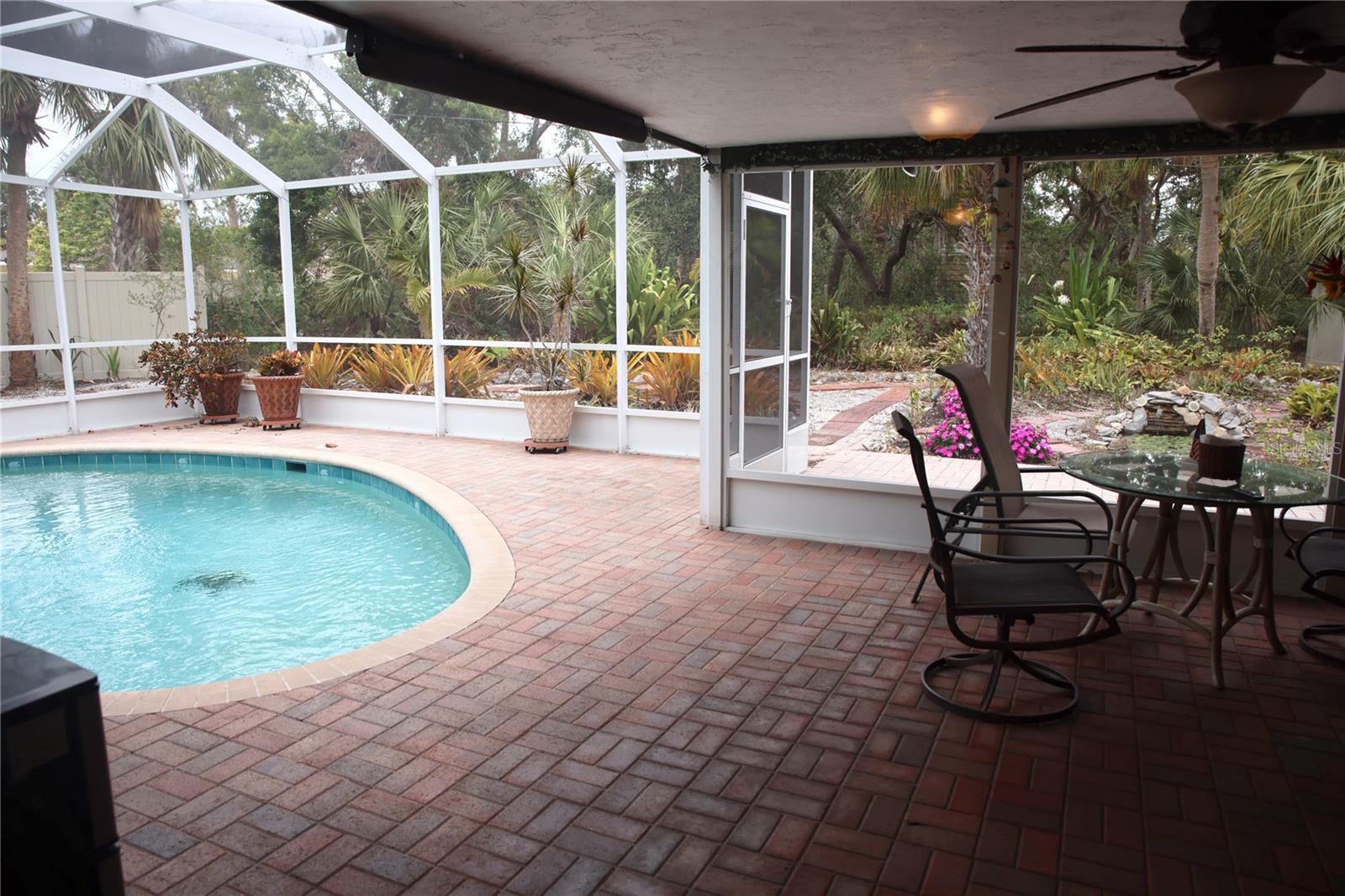 5353 SHADOW LAWN DR, SARASOTA, FL, 34242