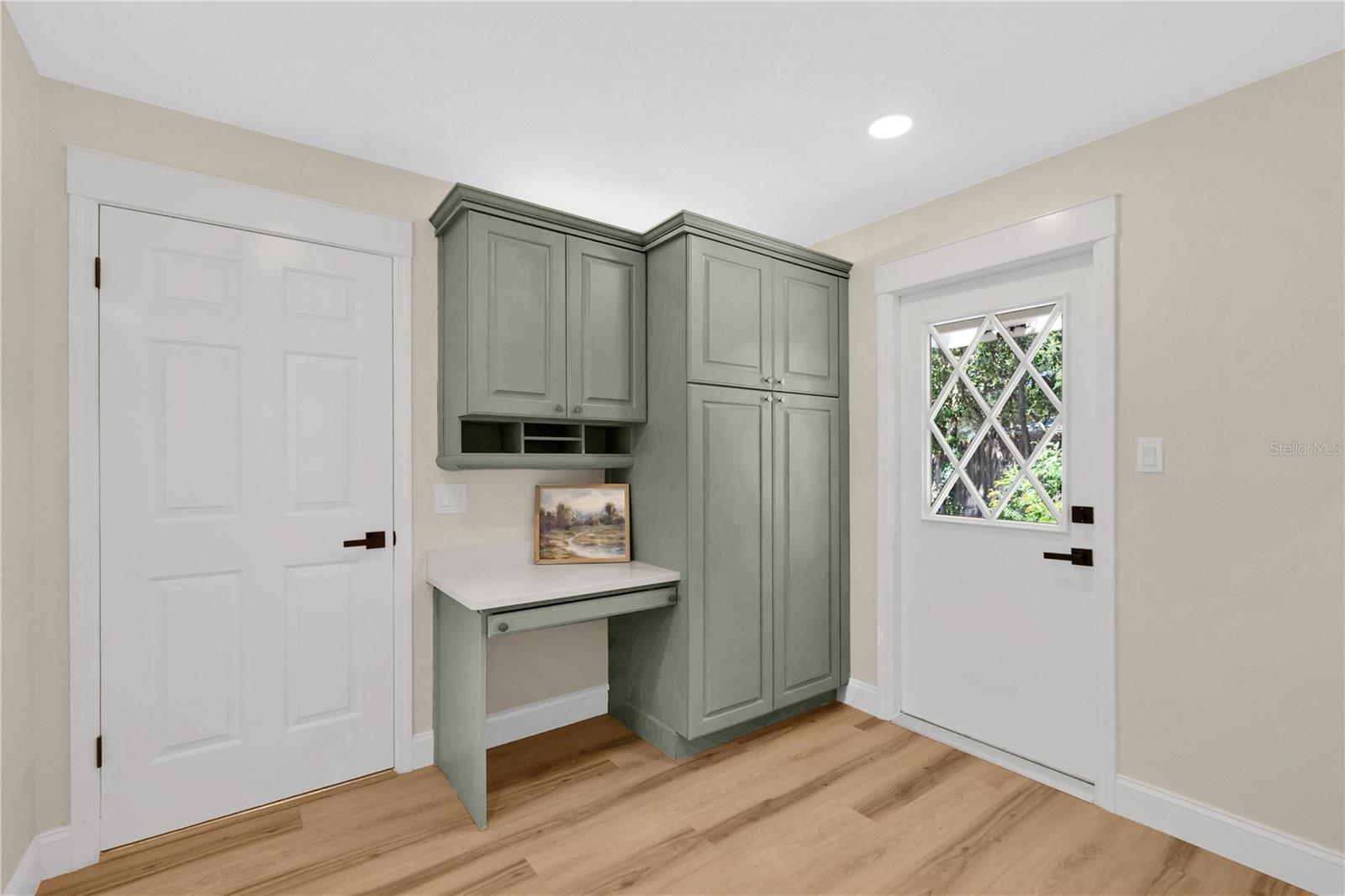 5710 SCOTT LAKE RD, LAKELAND, FL, 33813