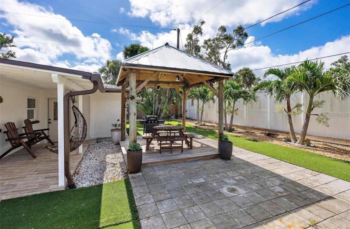 6750 W FLAMINGO WAY S, ST PETERSBURG, FL, 33707