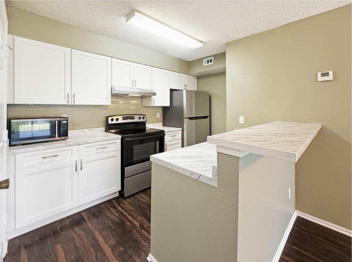 5124 PARK CENTRAL DR #527, ORLANDO, FL, 32839