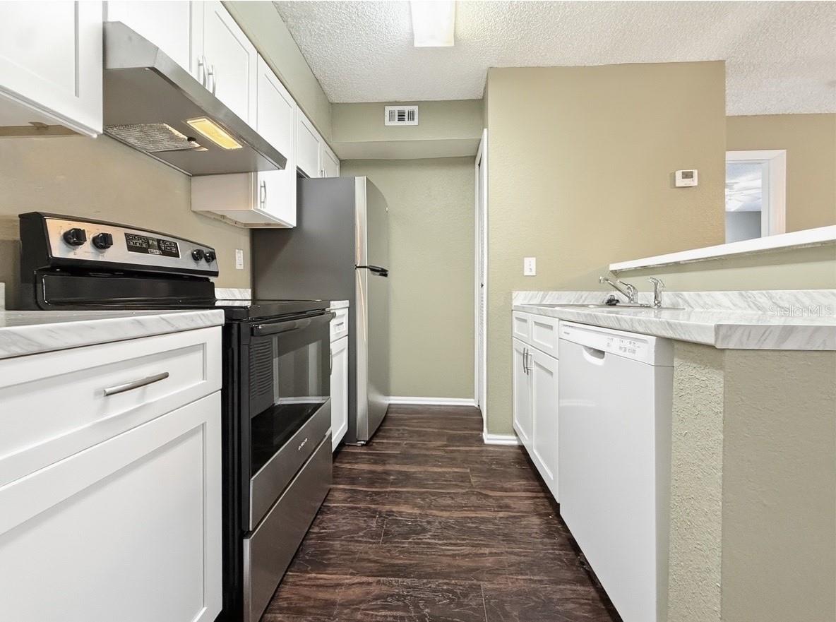 5124 PARK CENTRAL DR #527, ORLANDO, FL, 32839