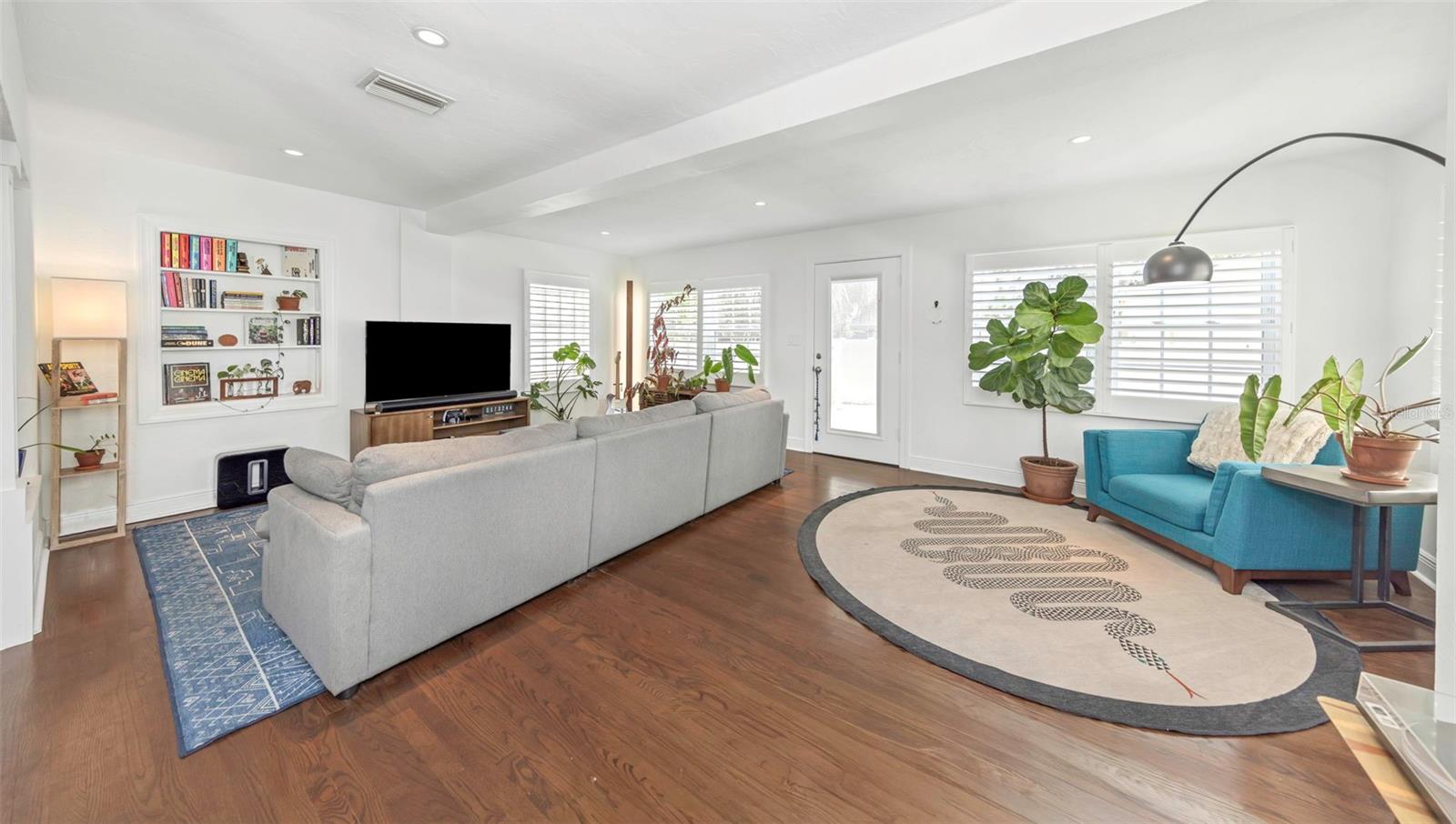 4300 3RD AVE S, ST PETERSBURG, FL, 33711