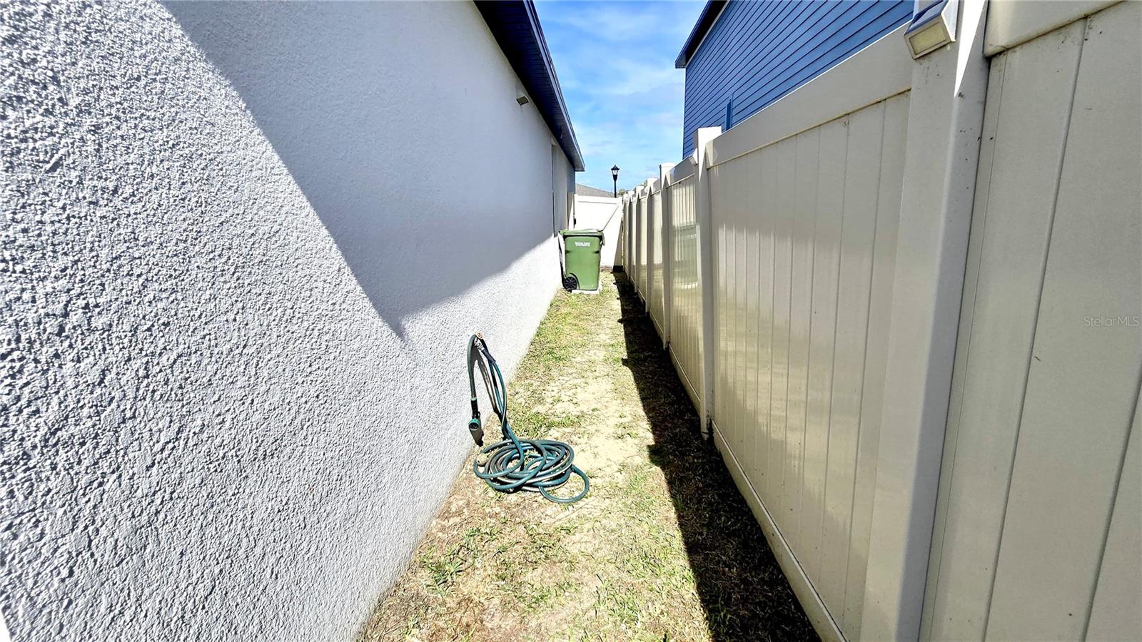 909 CAMBRIDGE DR, WINTER HAVEN, FL, 33881