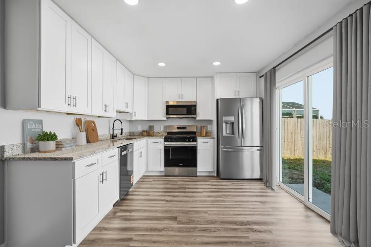 728 BELVOIR DR, DAVENPORT, FL, 33837